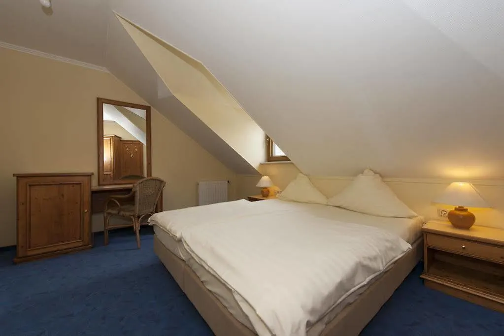Hotel Logis Hotel-Restaurant Petry Vianden