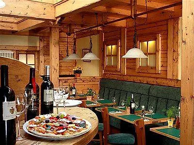 *** Hotel Logis Hotel-Restaurant Petry Vianden Luxembourg